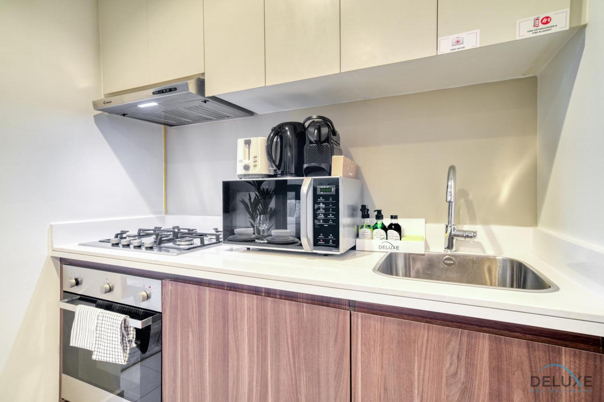 Lavish 1br At Reva Residences Business Bay By Deluxe Homes Dubai