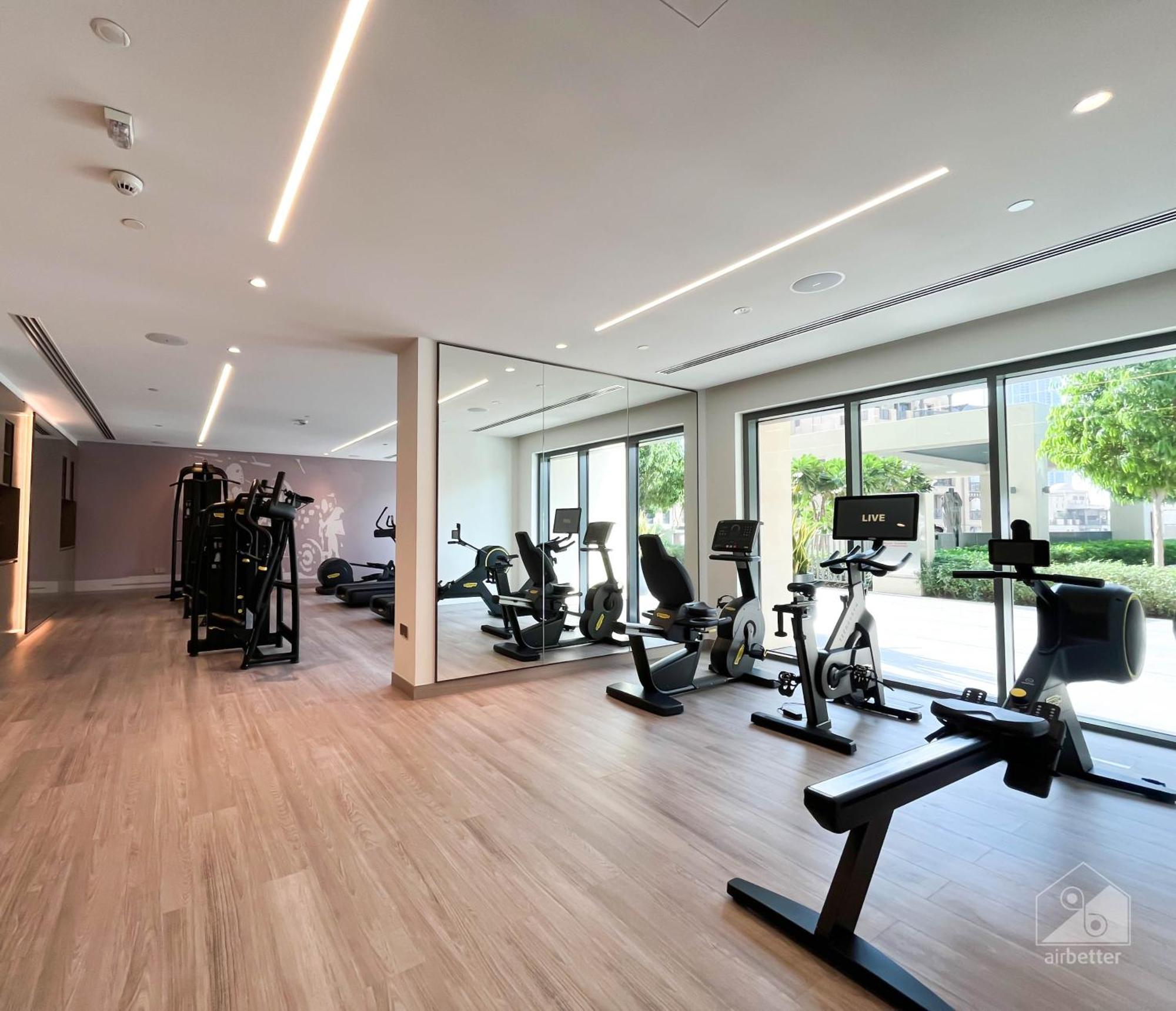 Luxurious With Breathtaking View In Downtown