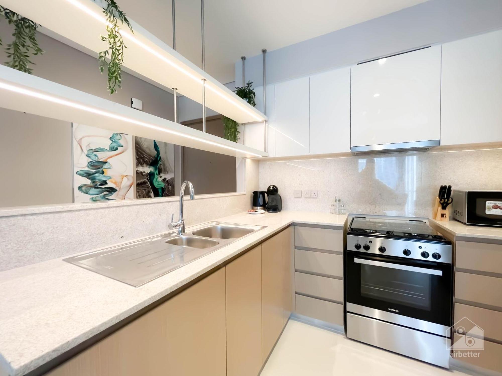 Luxurious With Breathtaking View In Downtown Apartment