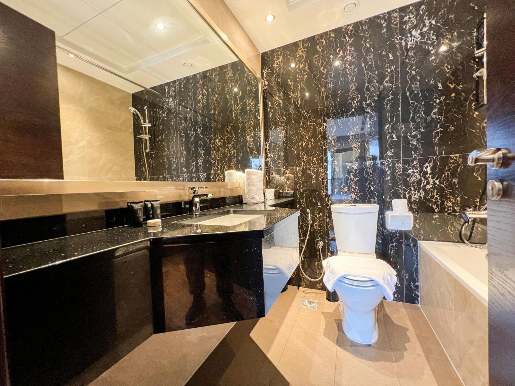 Unforgettable 1br Mesmerizing Burj Khalifa Views - 17ab02 Dubai