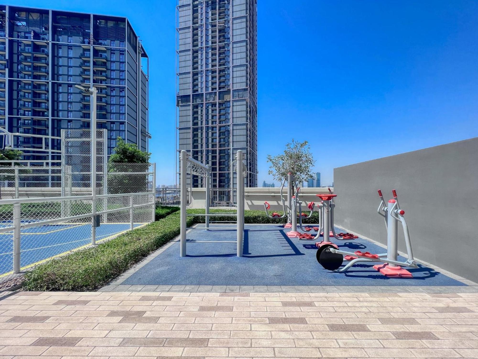 Apartment Gorgeous 2 Bedroom With Creek Harbour View