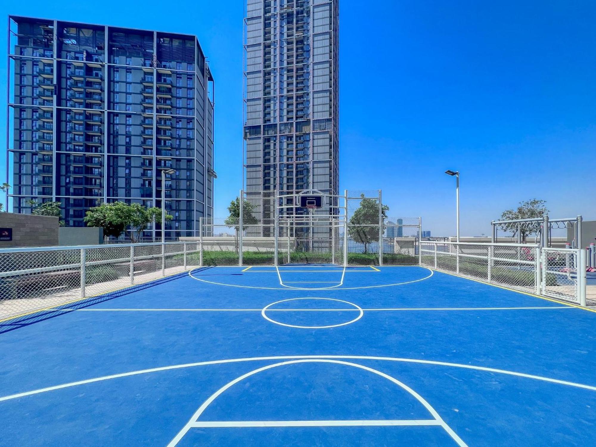 Gorgeous 2 Bedroom With Creek Harbour View * Dubai