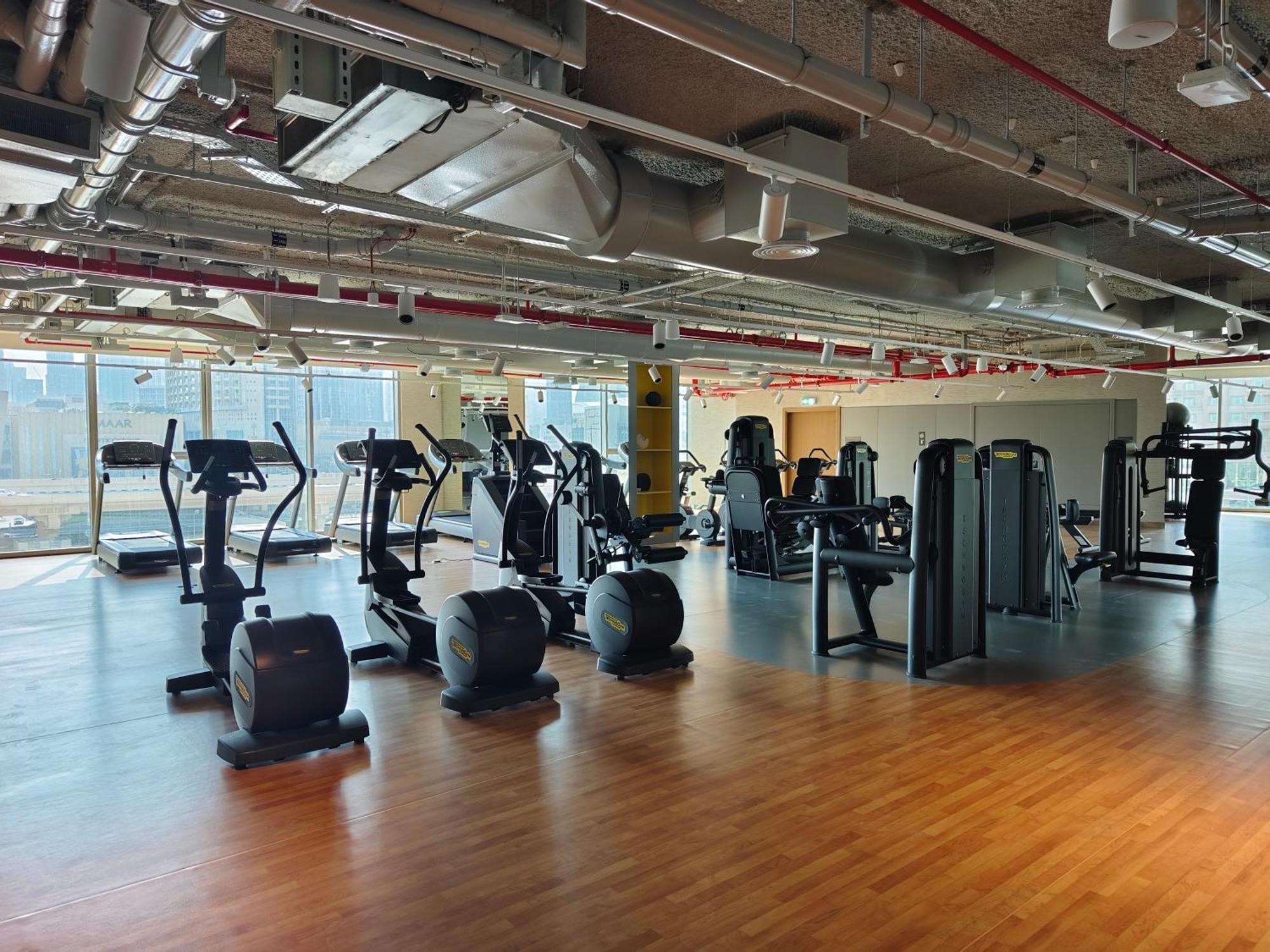 Phenomenal 2br In Downtown Views Ii Dubai