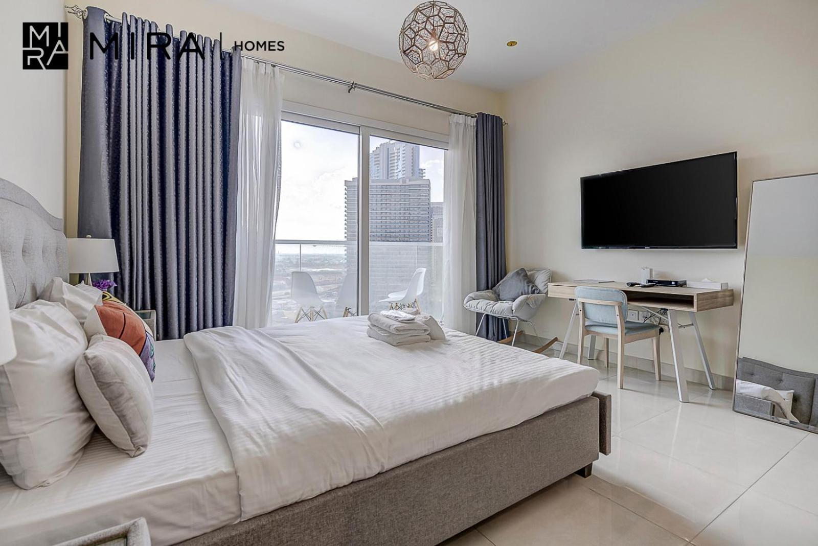Apartment Mira Homes - Lovely In Ag Tower With Free Parking