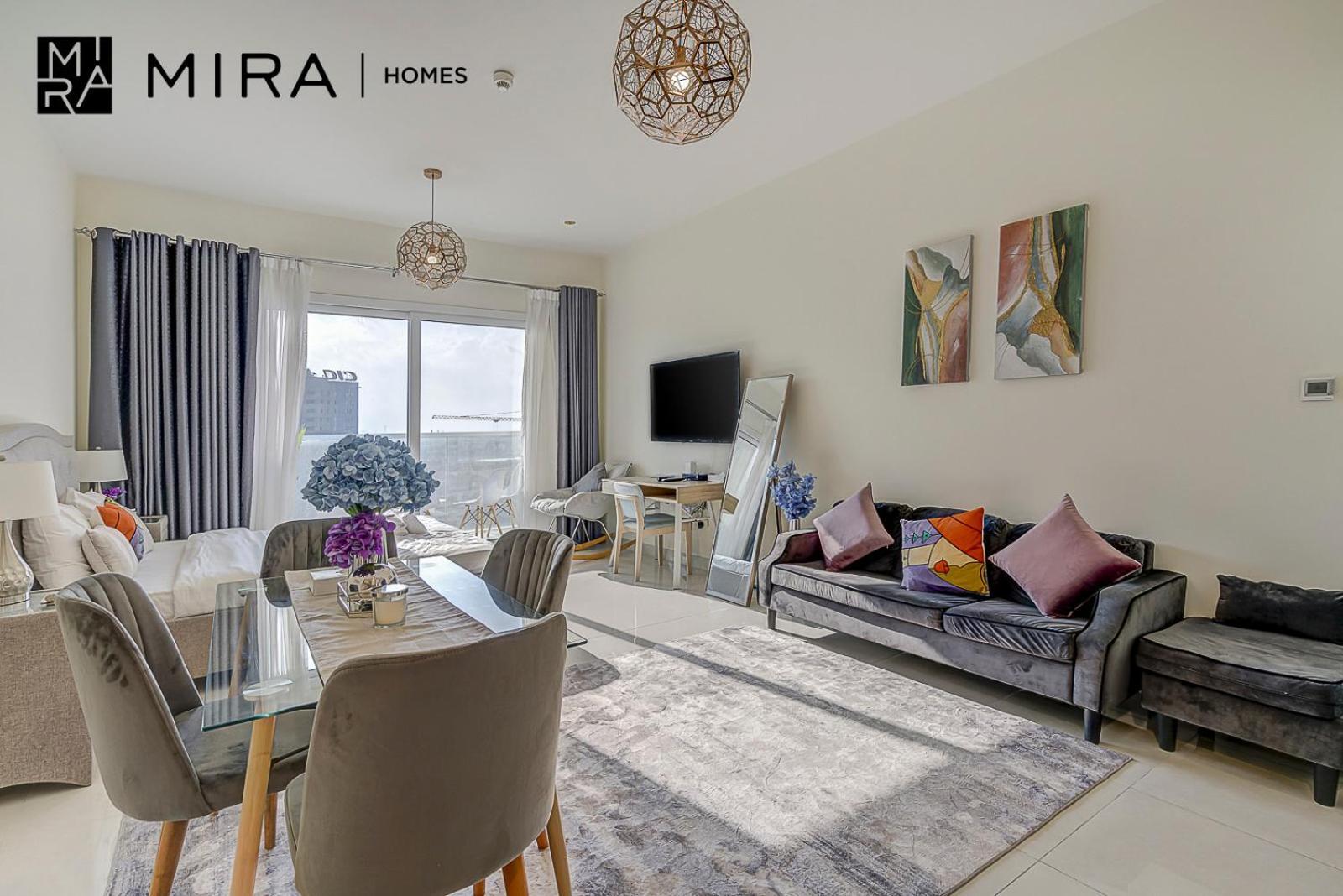 Mira Homes - Lovely In Ag Tower With Free Parking