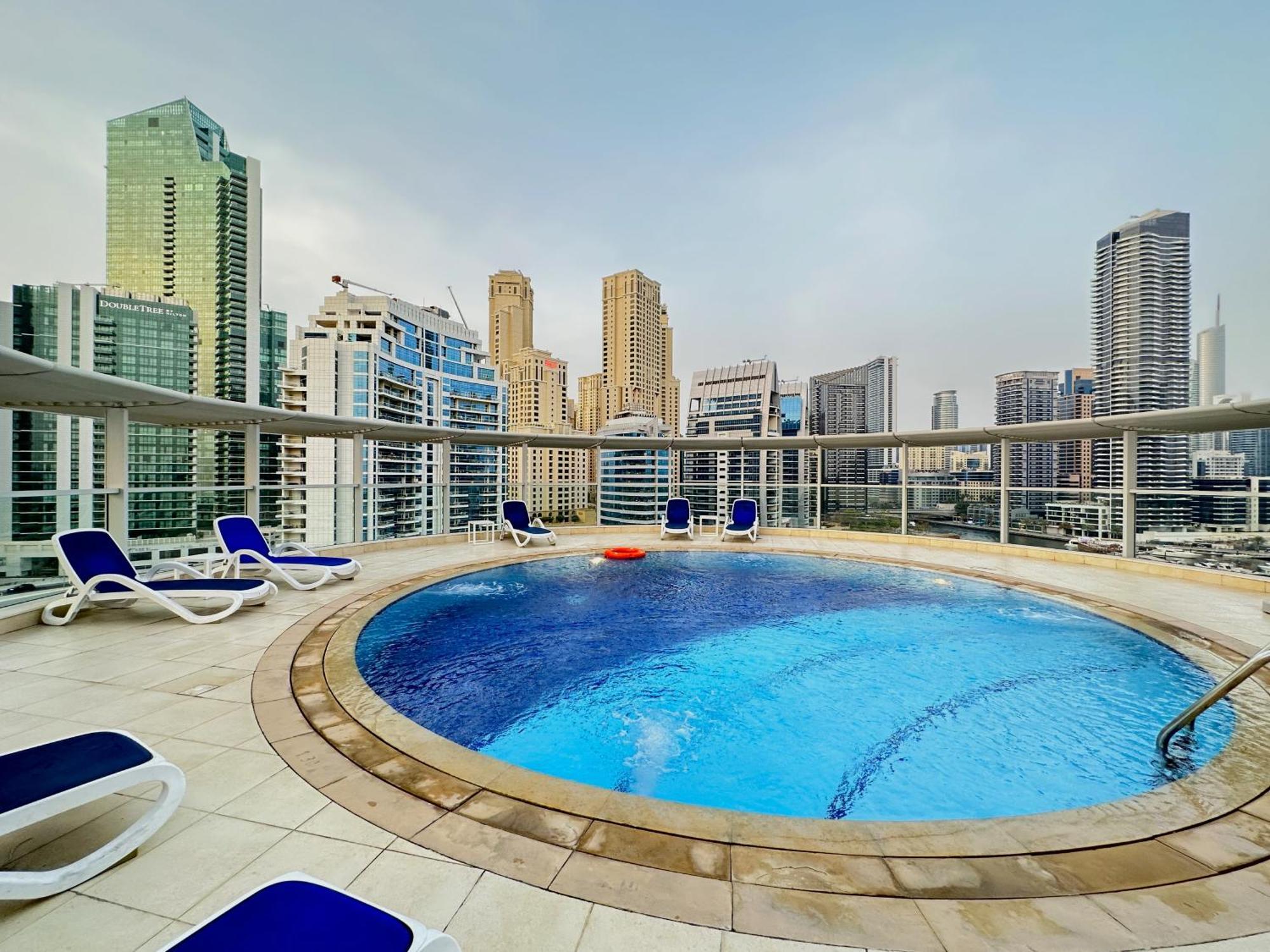 Lxry Full Marina View & Rooftop Pool 40% Off Dubai