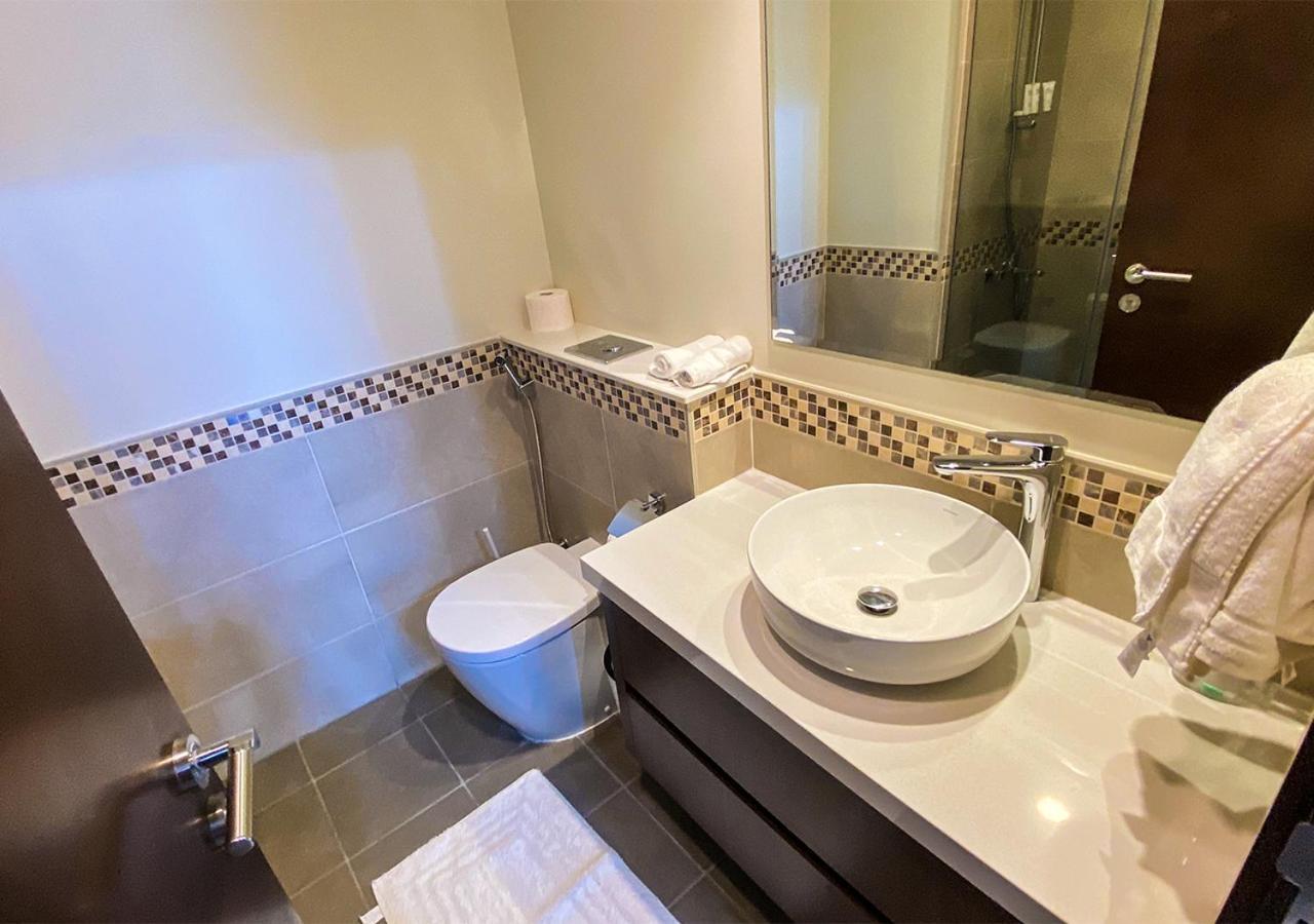 Mh- Damac Vera Residences - 2 Bedrooms- Ref 2401 Apartment Dubai