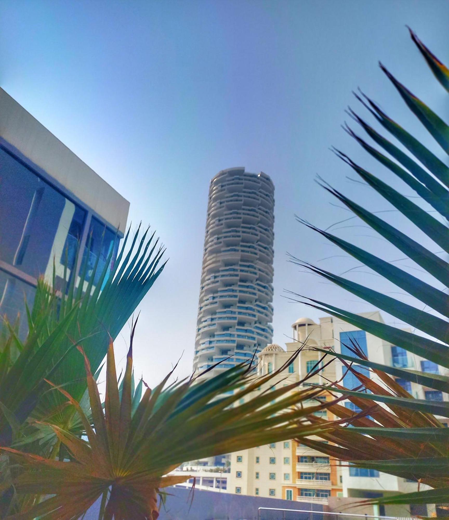 Apartment Cozy In Jumeirah Village Circle, Dubai.