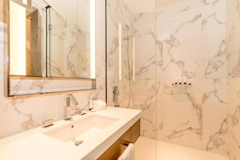 Apartment Address Opera Luxe 3-bedroom Haven With Stunning Burj Khalifa And Full Fountain Views *