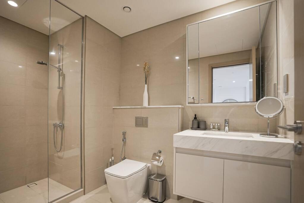 Downtown Elegance 1br W View In Burj Royale Apartment *
