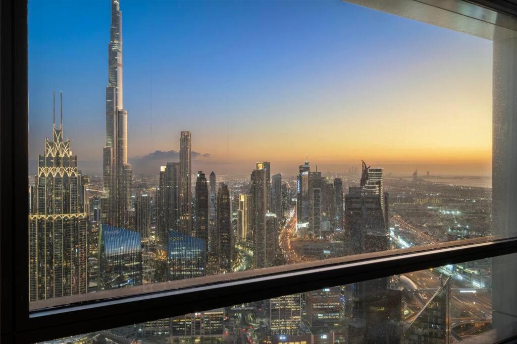 Apartment First Class 2br With Burj Khalifa And Downtown View Dubai