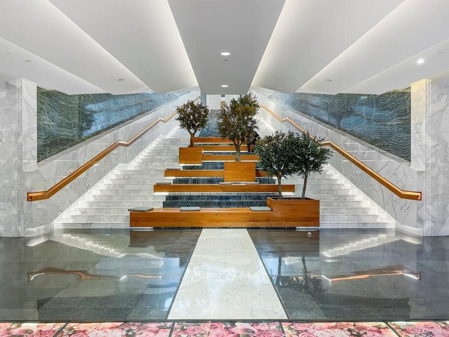 Apartment First Class 2br With Burj Khalifa And Downtown View *