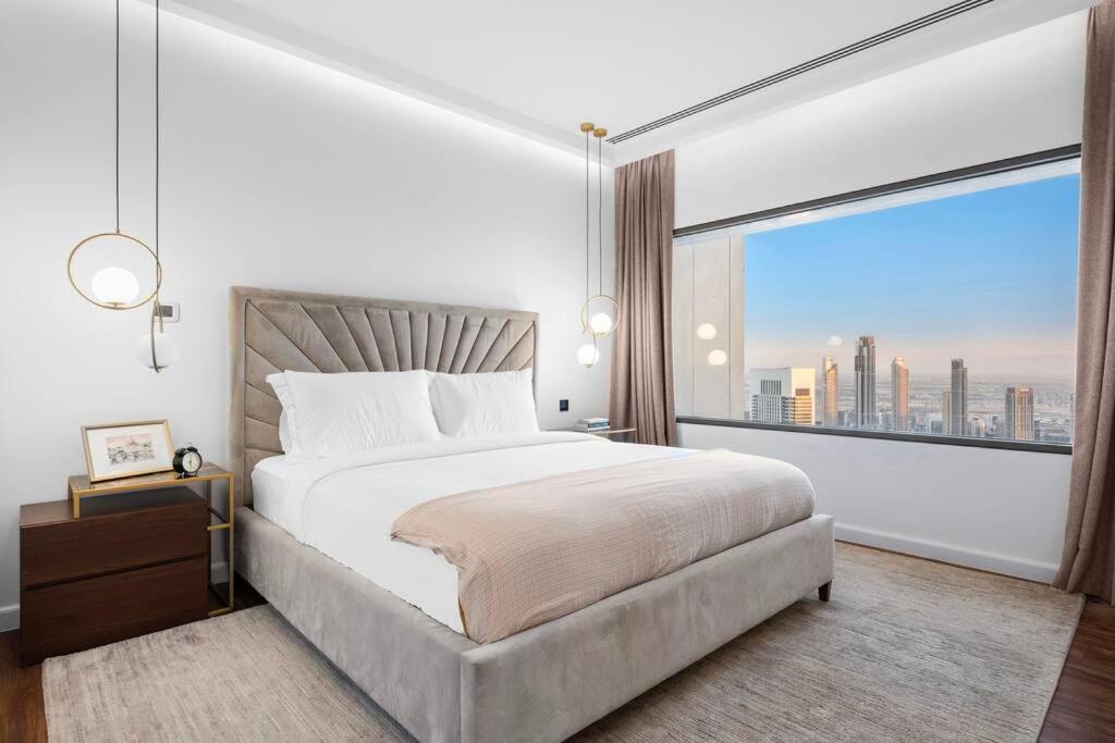 Apartment First Class 2br With Burj Khalifa And Downtown View