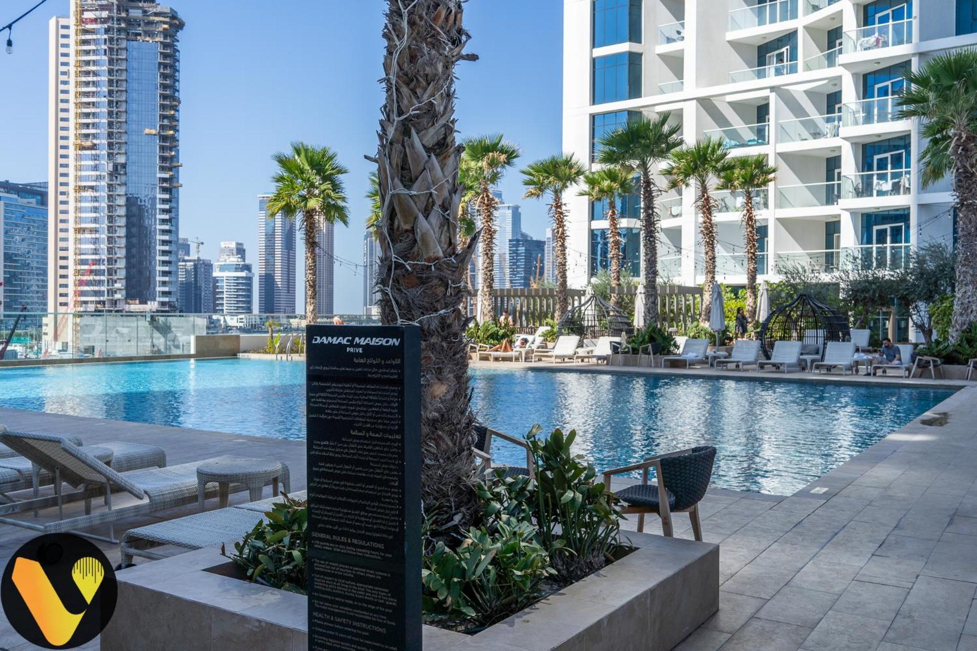 Vogue Damac Mall Street Near Burj Khalifa Apartment *