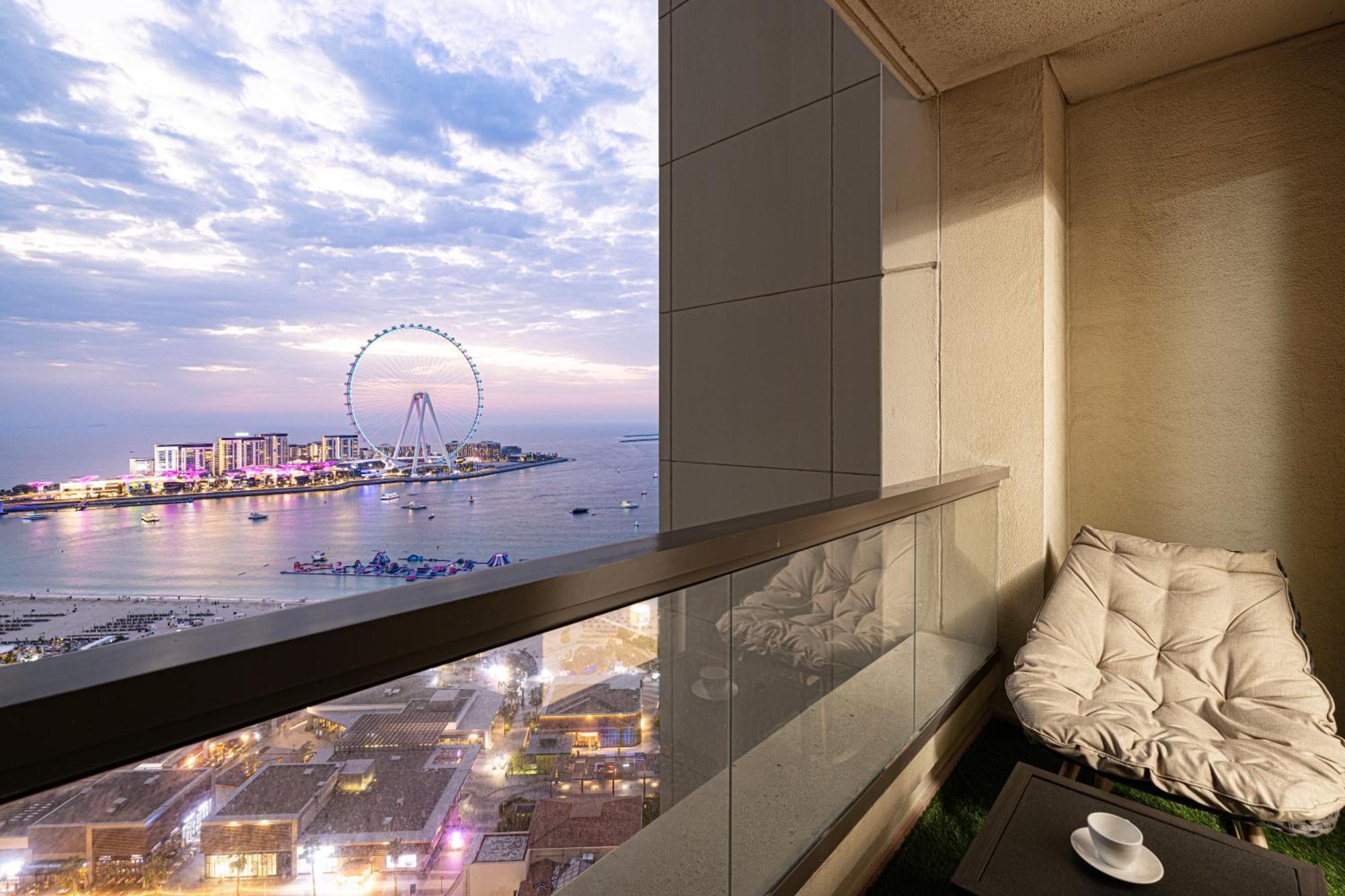 Luxury Eye View Living - Access I Marina Walk Apartment