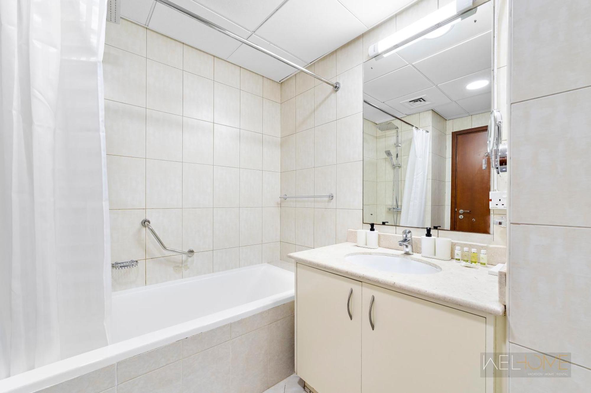 Welhome - Stylish With Park Views In Regent House 2 Apartment Dubai