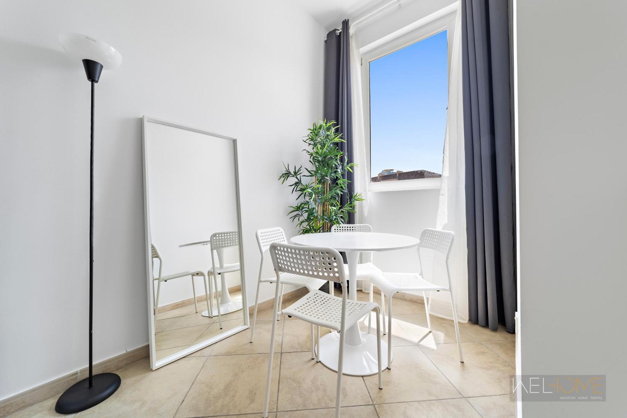 Welhome - Stylish With Park Views In Regent House 2 *