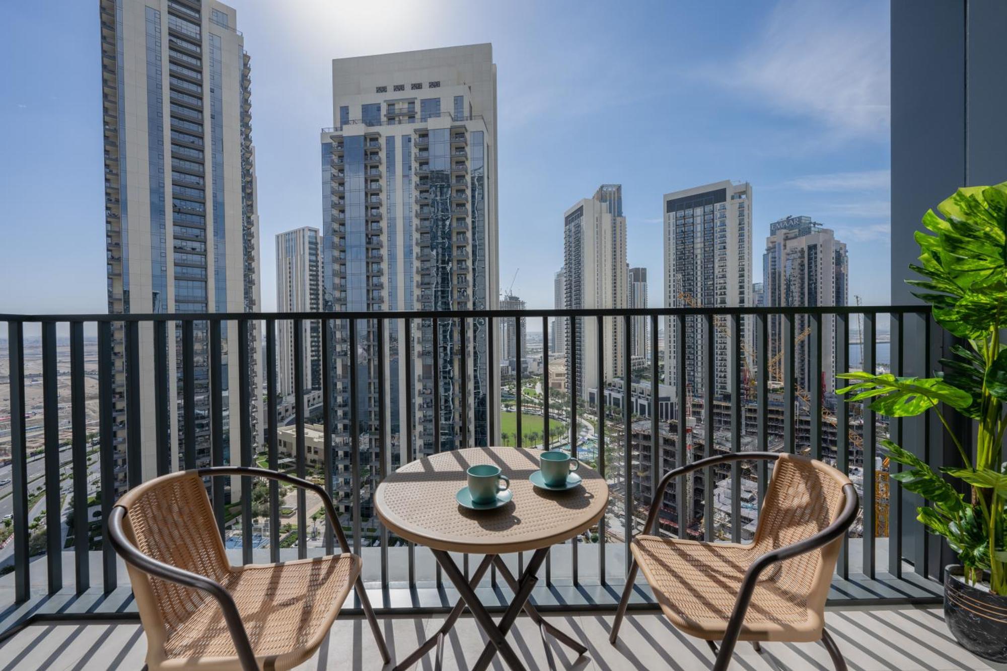 Cozy 1br In Creek Edge Stunning Bay View Swimming Pool * Dubai