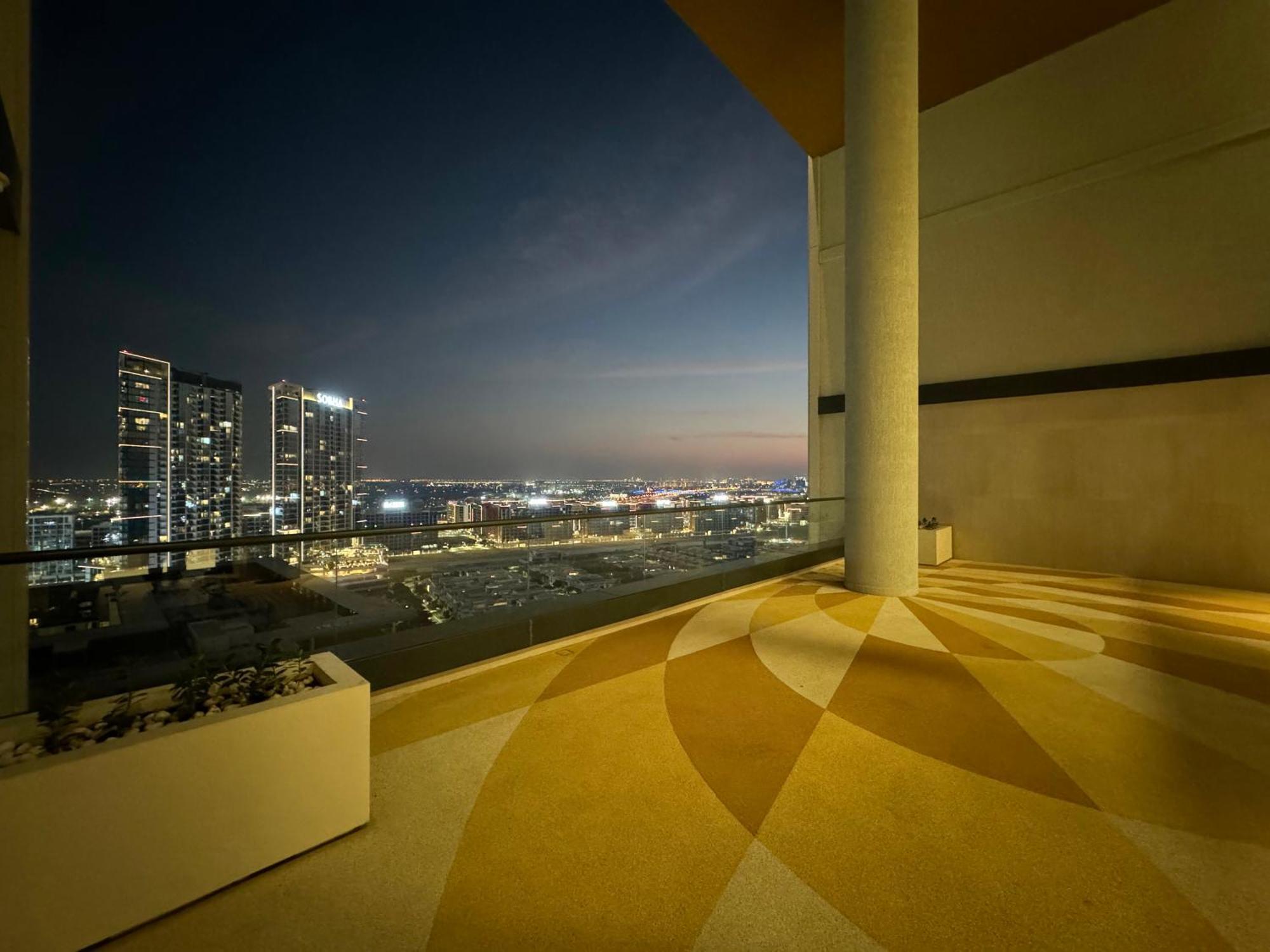2005 - Modern 3br Apt- Burj Views Apartment Dubai