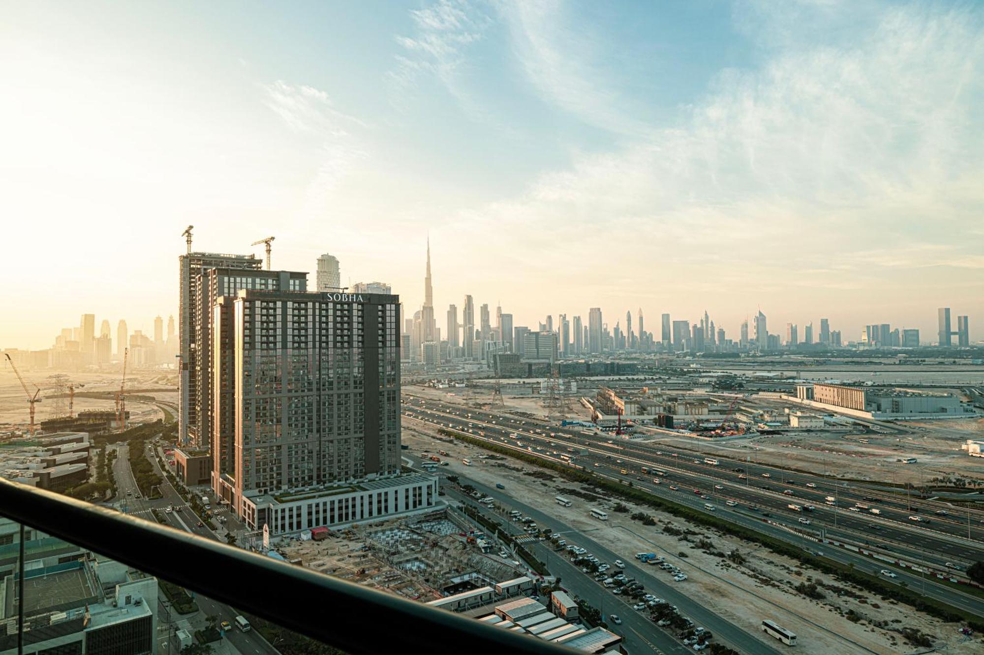 Apartment 2005 - Modern 3br Apt- Burj Views Dubai