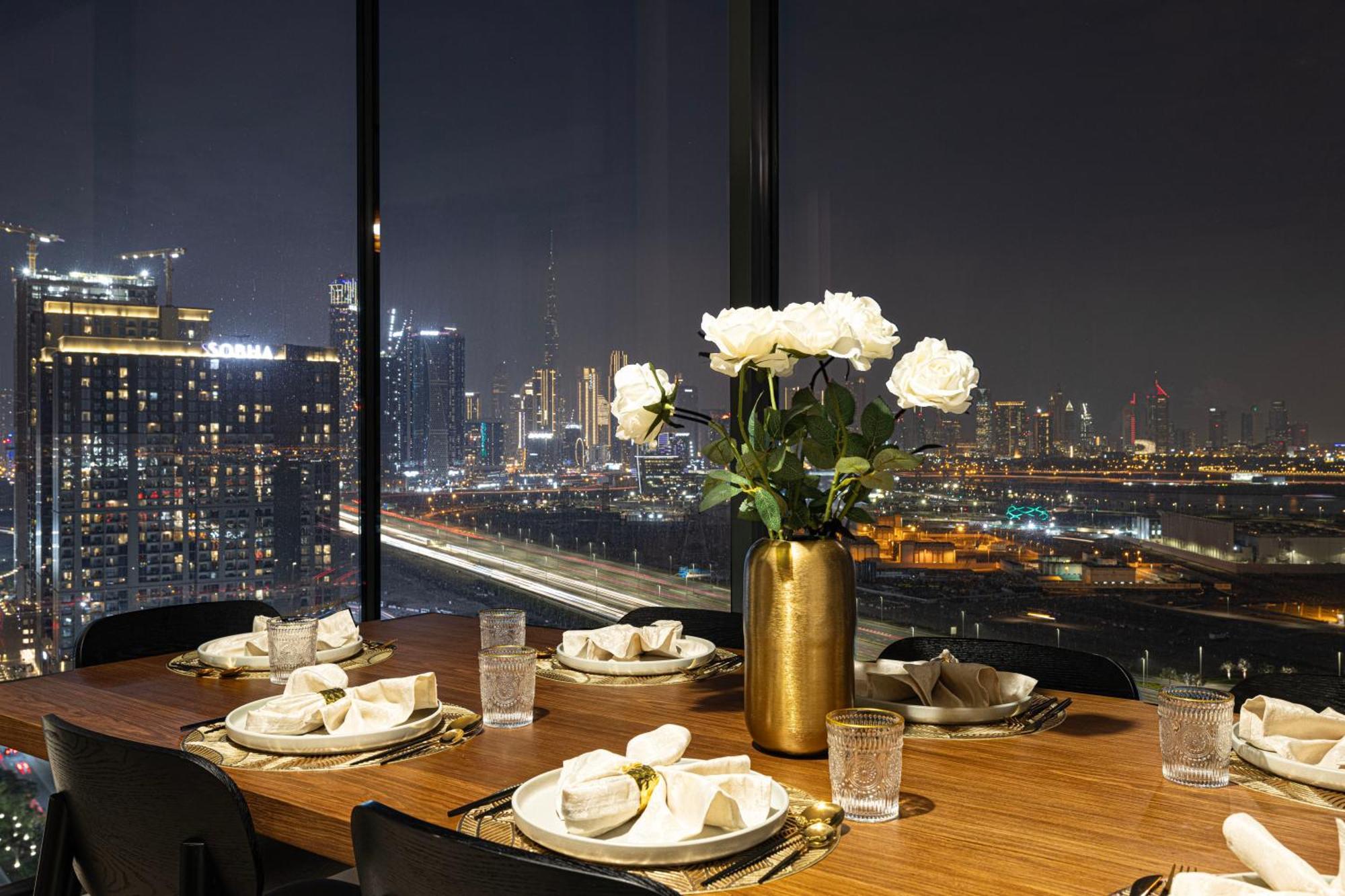 2005 - Modern 3br Apt- Burj Views *