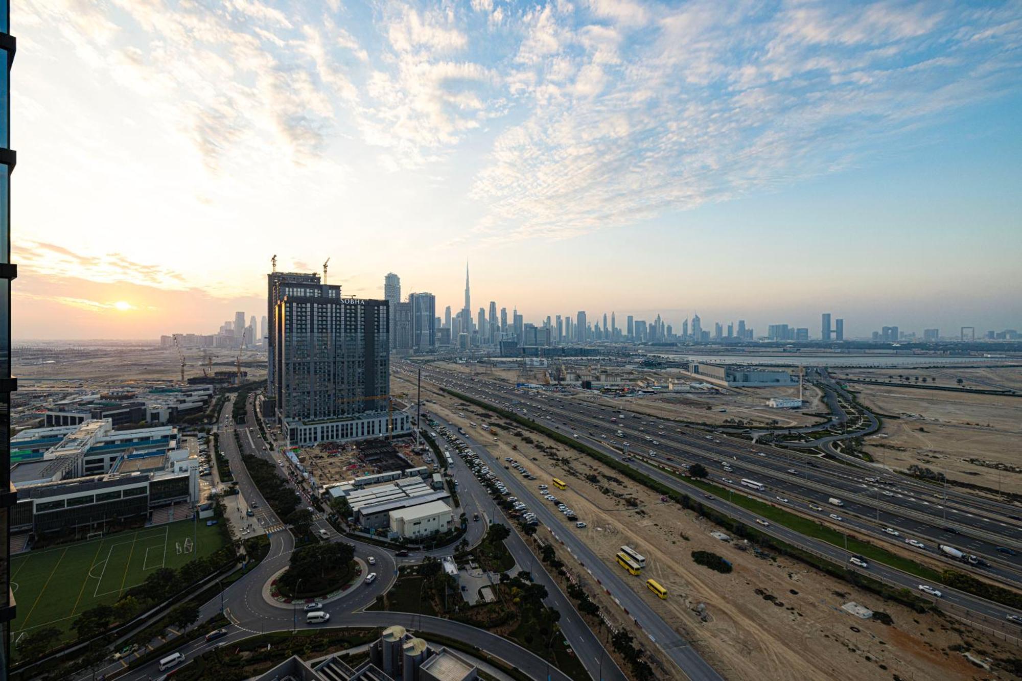 Apartment 2005 - Modern 3br Apt- Burj Views Dubai