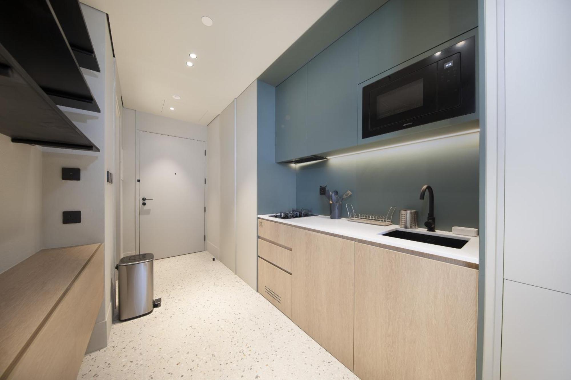 Business Travel Ready Studio At Upside Living 1216