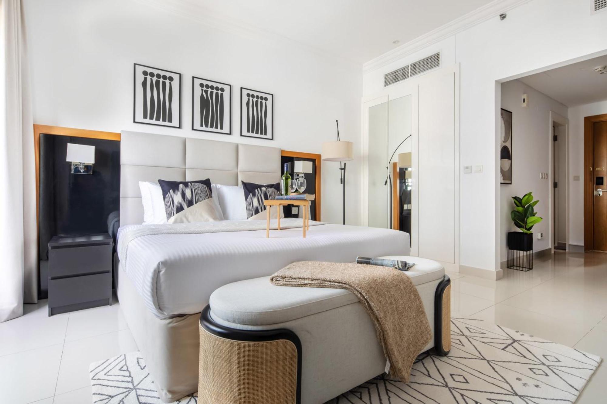 Apartment Frank Porter - Capital Bay Tower B Dubai