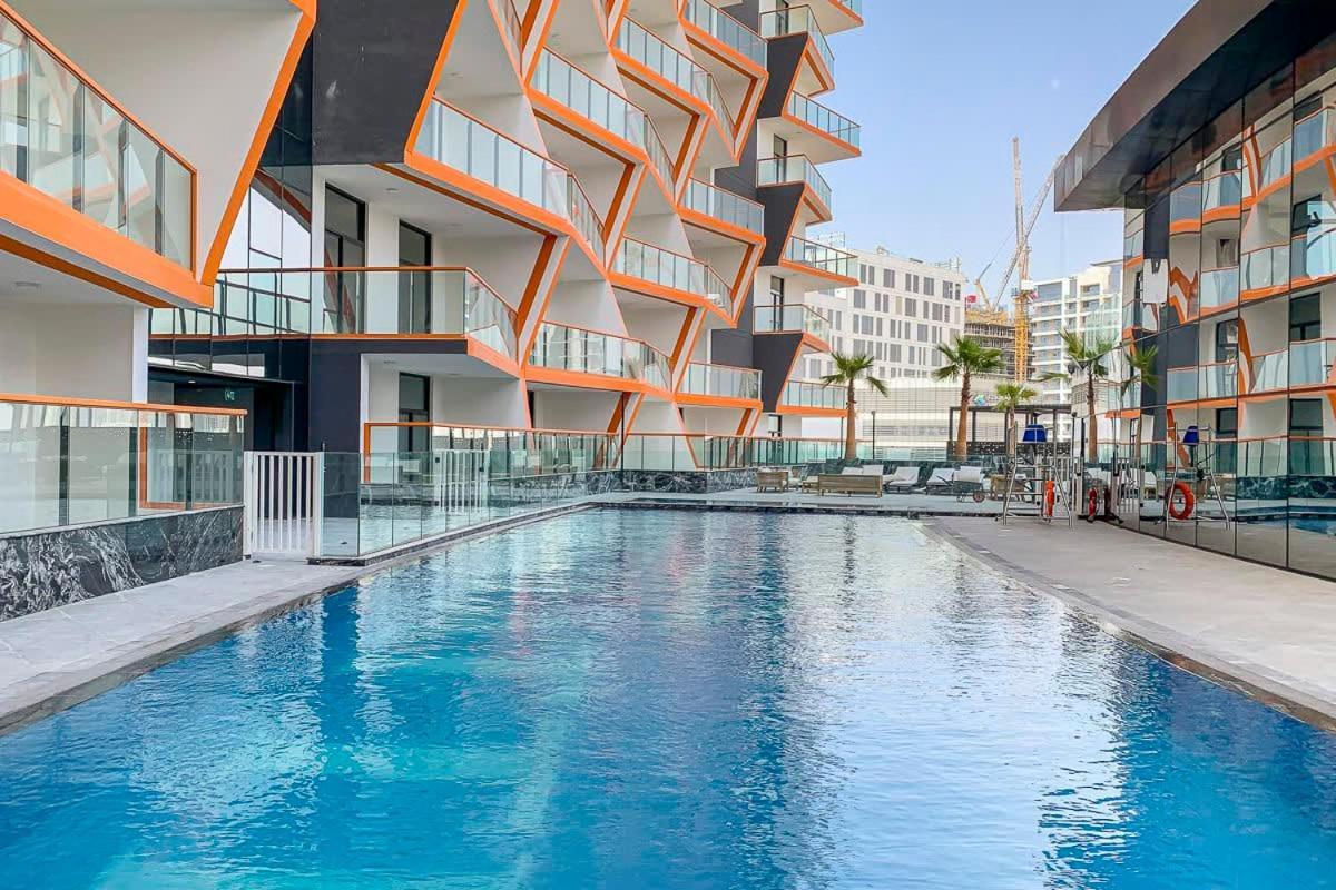 Frank Porter - Binghatti Avenue Dubai
