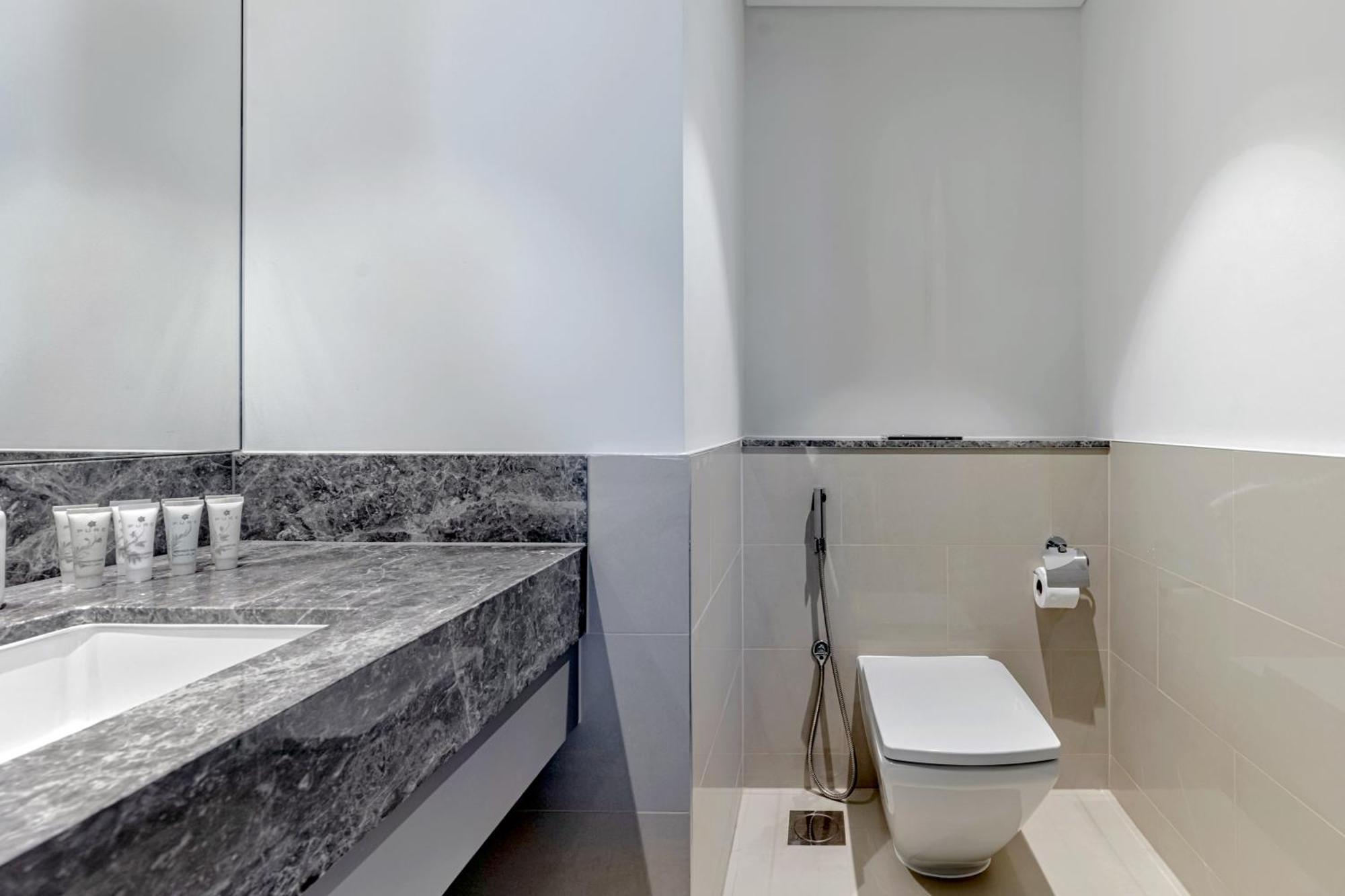 Luxurious 4br W/ Prime Burj Khalifa View