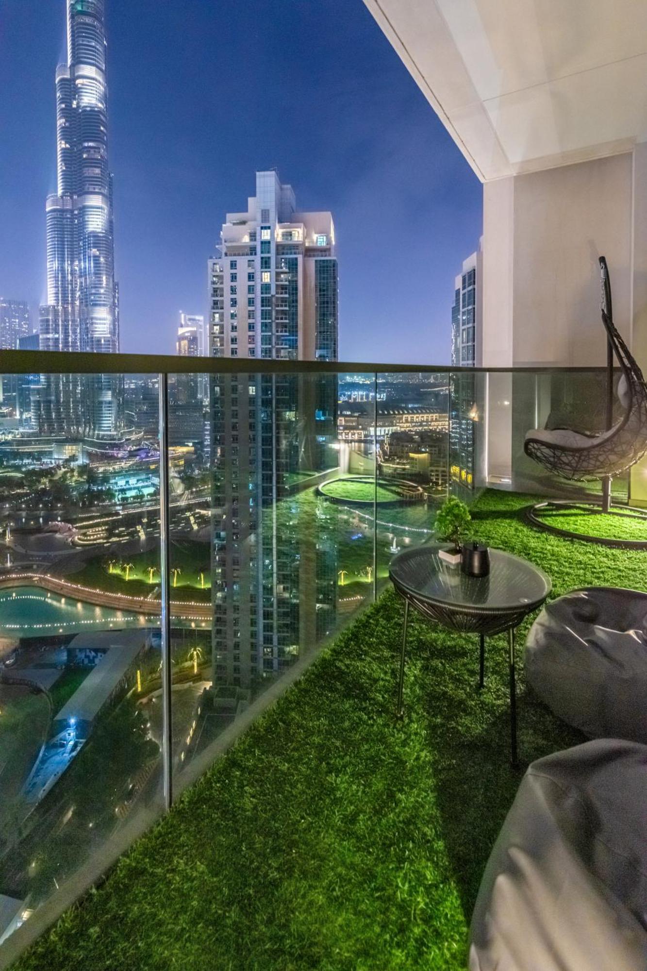 Luxurious 4br W/ Prime Burj Khalifa View Apartment *