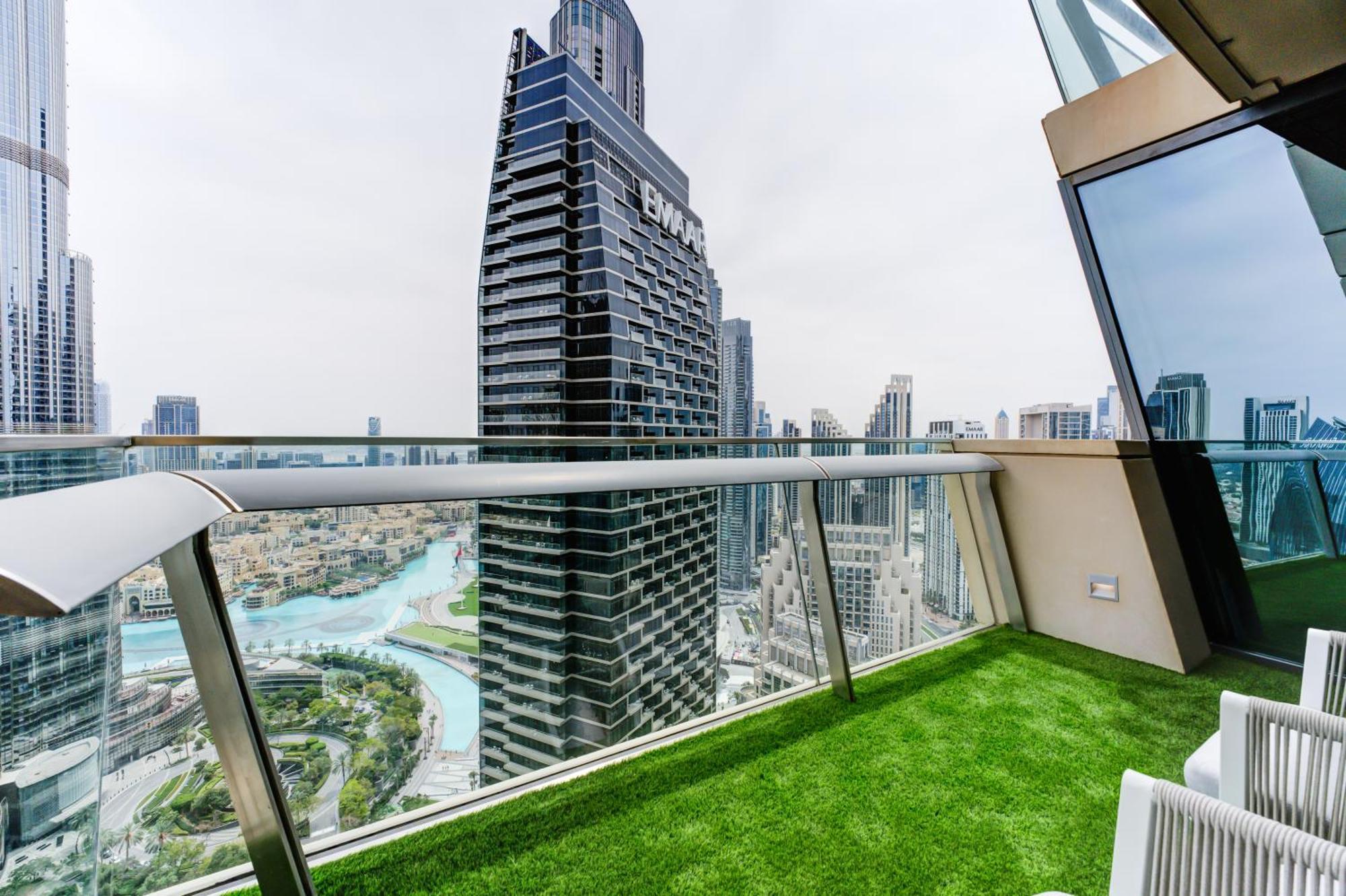 Apartment Executive Luxury At Its Finest With Views Of Burj Khalifa