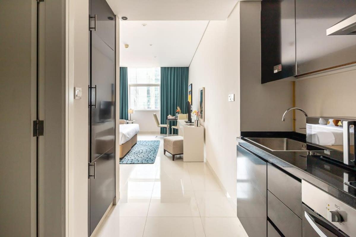 Frank Porter - Damac Cour Jardin Apartment
