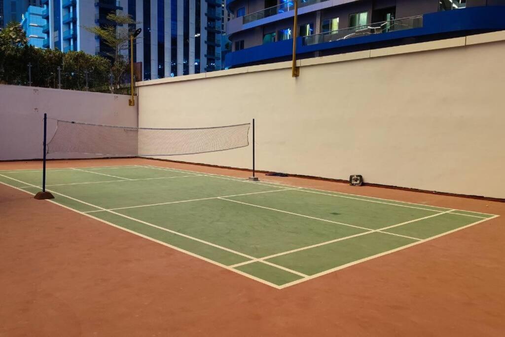Rh- Elevated Living, Modern 1br Oasis At Rp Heights Walk Away To Mall Apartment *