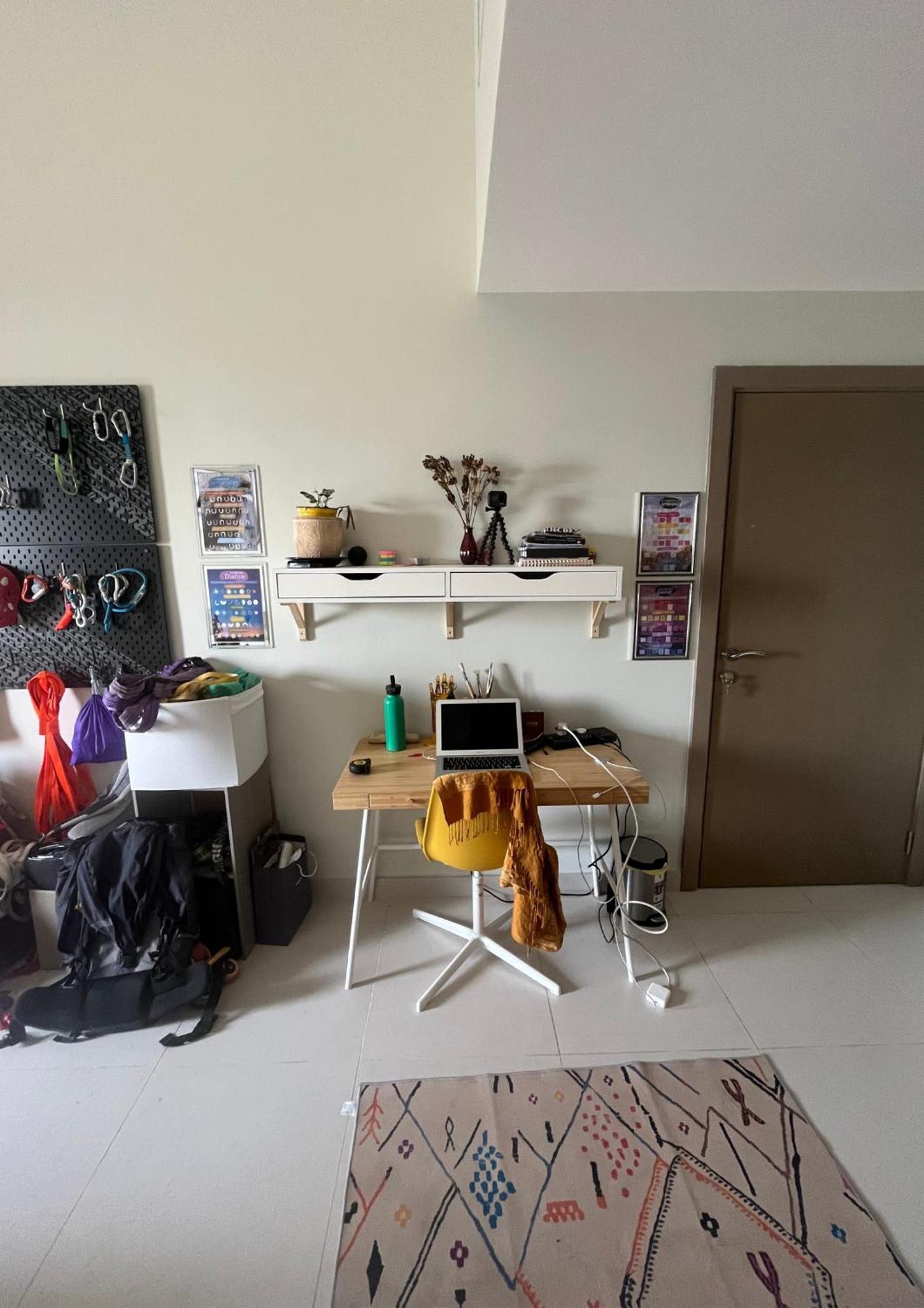 Compass Living Homestay *