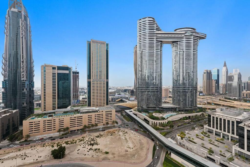 Apartment First Class 1br Skyline & Sea View Dubai