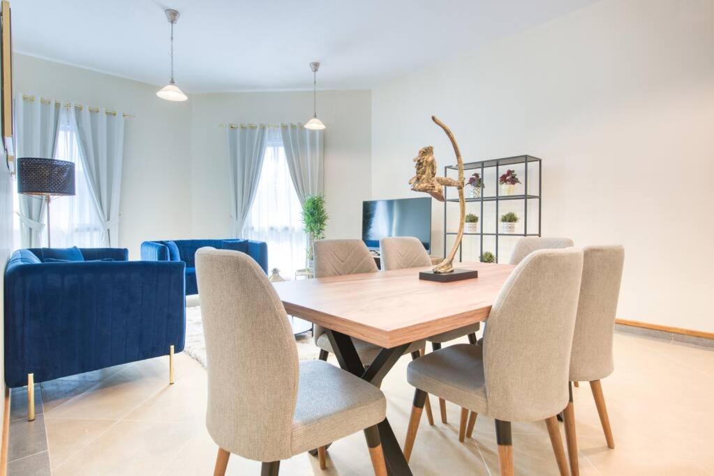 Exclusive 2br In Madison Residency - Close To Internet Metro Station