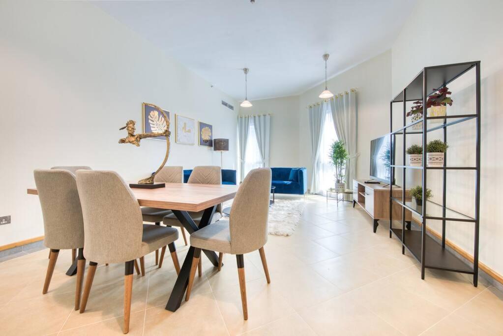 Exclusive 2br In Madison Residency - Close To Internet Metro Station Apartment Dubai