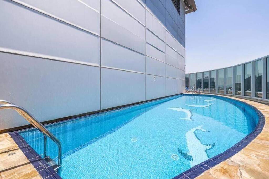Exclusive 2br In Madison Residency - Close To Internet Metro Station Dubai