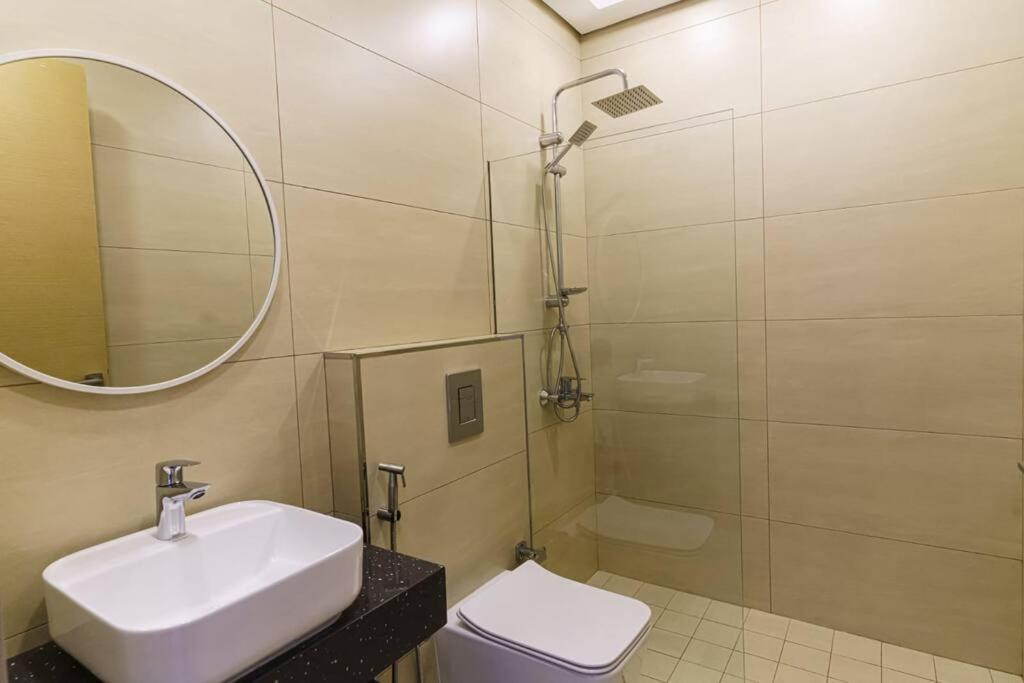 Apartment Premium 1 Bedroom At Diamond Jumeirah Garden 1 *