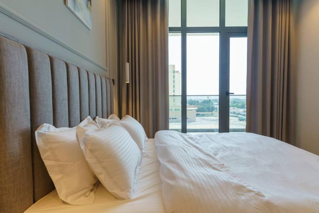 Apartment Premium 1 Bedroom At Diamond Jumeirah Garden 1 *