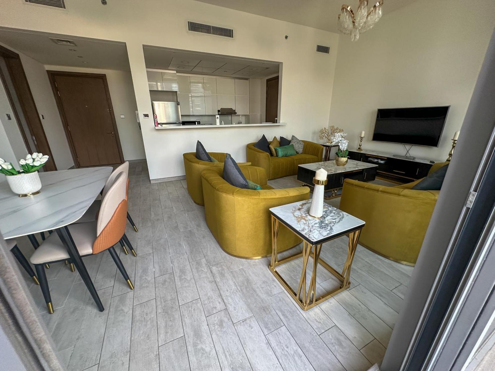 2-bedroom Unit - Business Bay Apartment