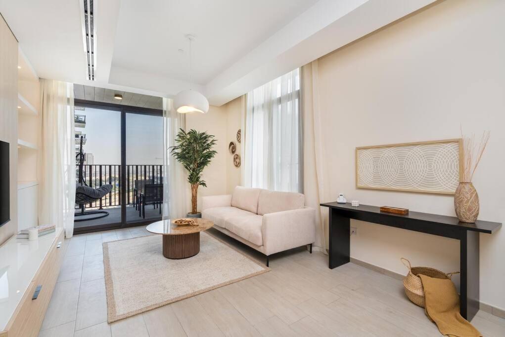 Apartment Amazing 2 Bedroom - Pool - Ellington Wilton Terraces Dubai