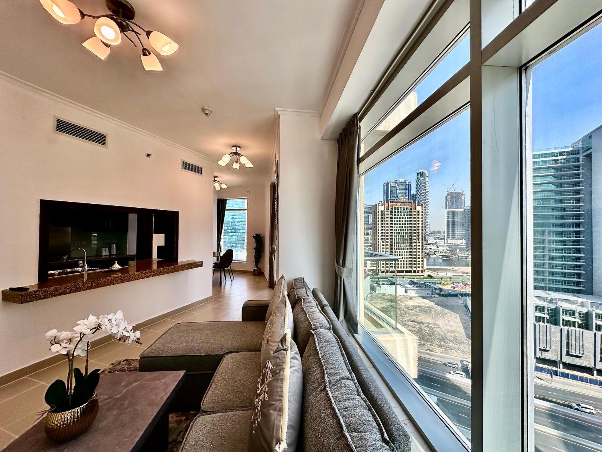 Lux I Burj Views I Views