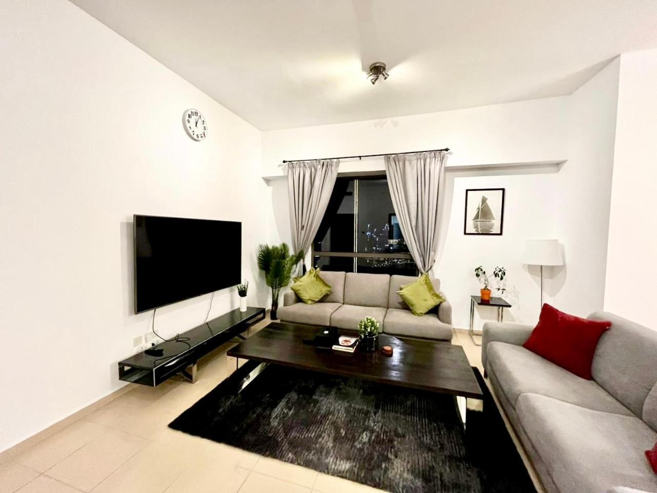 Jbr Full Sea View * Dubai