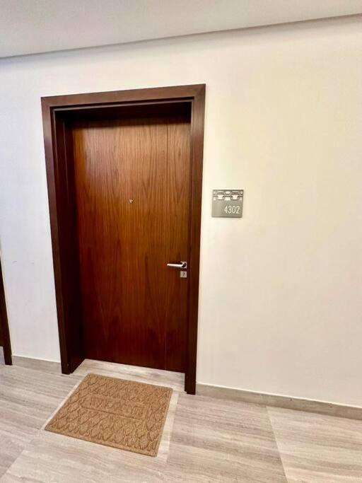 Marina Gate 1 Deluxe Apartment Dubai