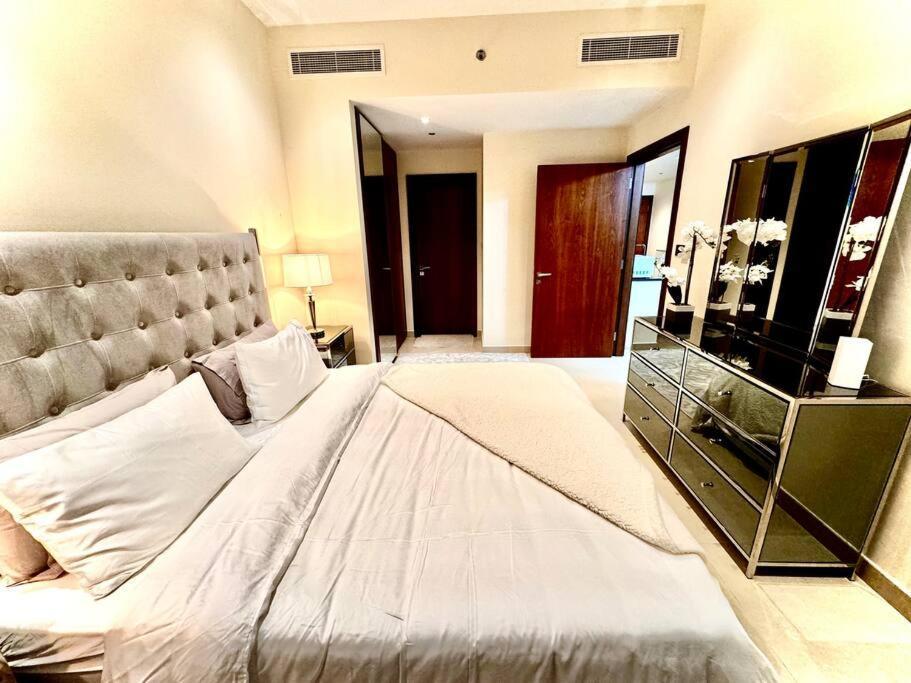 Apartment Marina Gate 1 Deluxe *