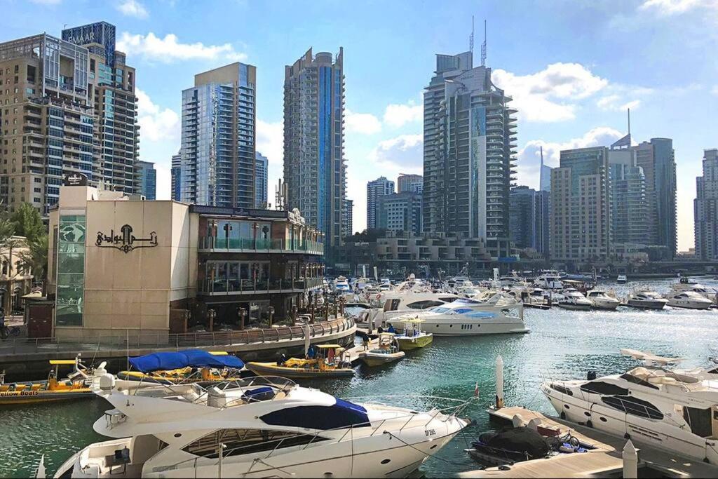 Marina Gate 1 Deluxe *