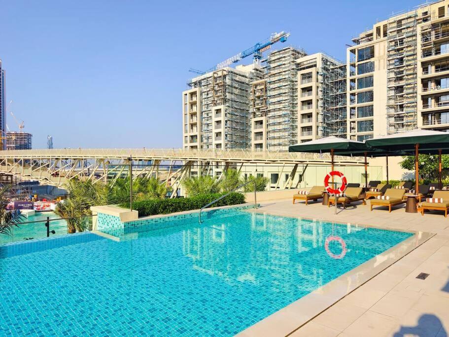 Harbourview Hideaway - 2br Creek Island Escape Apartment Dubai