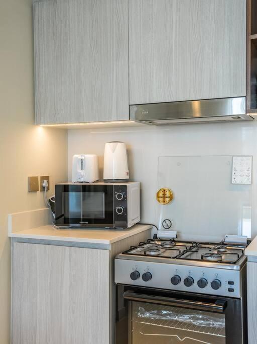 Harbourview Hideaway - 2br Creek Island Escape Apartment *